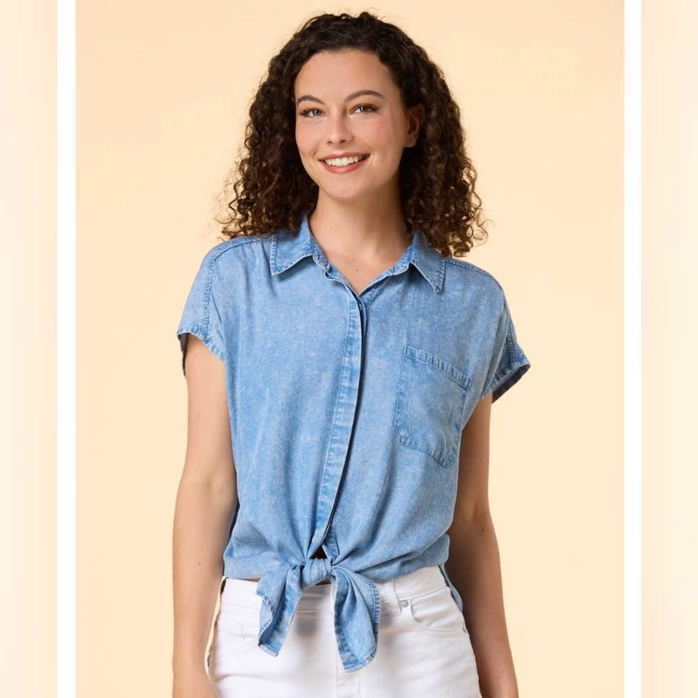 VERSONA DENIM TOP NWT - Picture 4 of 6